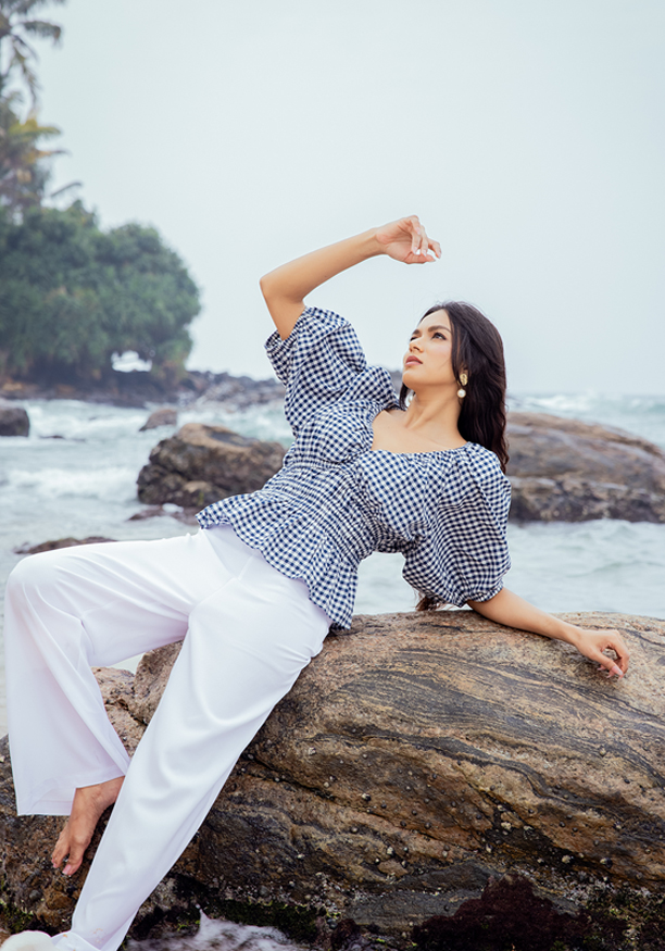 JULIA BLUE & WHITE PUFF SLEEVE BLOUSE